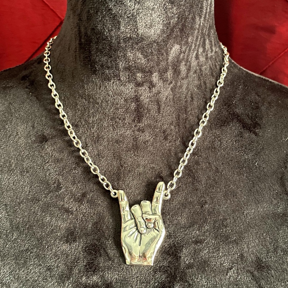 Rock & Rebel "Horns" Necklace